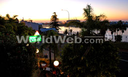 A Mild Night in Fremantle