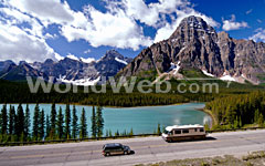 Driving the Icefields Parkway
