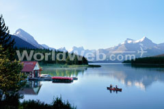 Maligne Lake at Jasper National Park