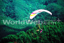 Paragliding in Quebec