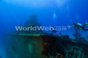 Diving on a Wreck