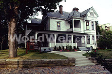 Thomas Wolfe's boyhood home and memorial (