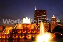 Buckingham Fountain in Grant Park